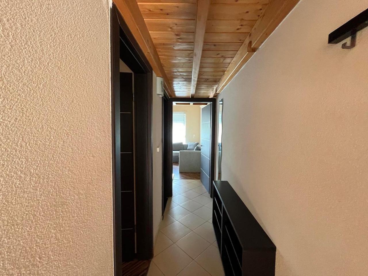 City Apartman Haz バラトンレッレ エクステリア 写真