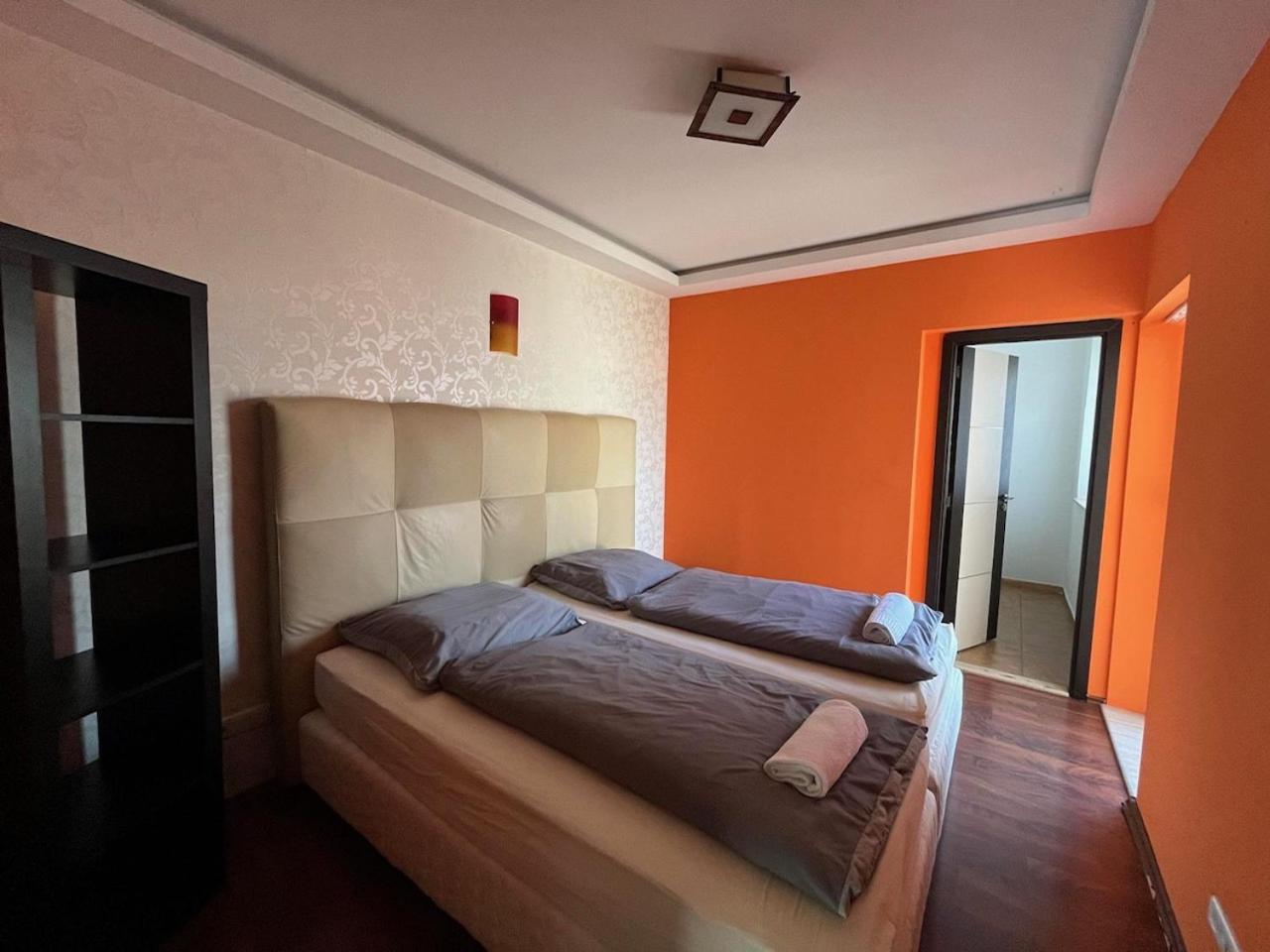 City Apartman Haz バラトンレッレ エクステリア 写真